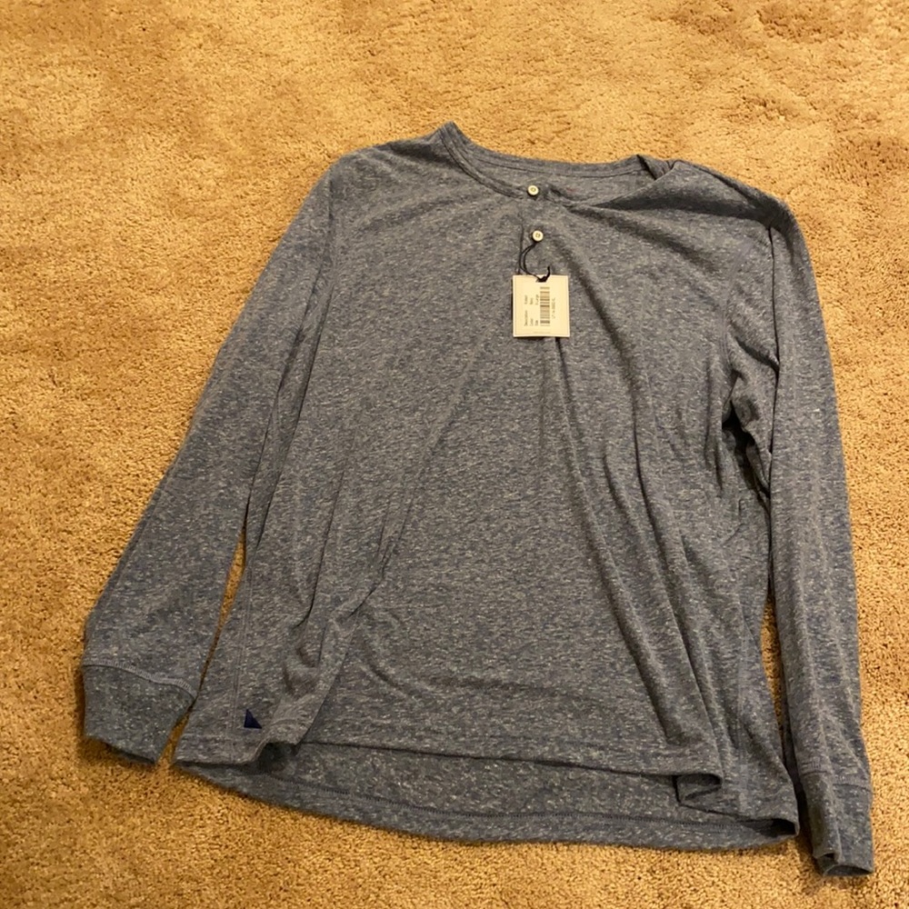 Men’s long sleeve. New with tags